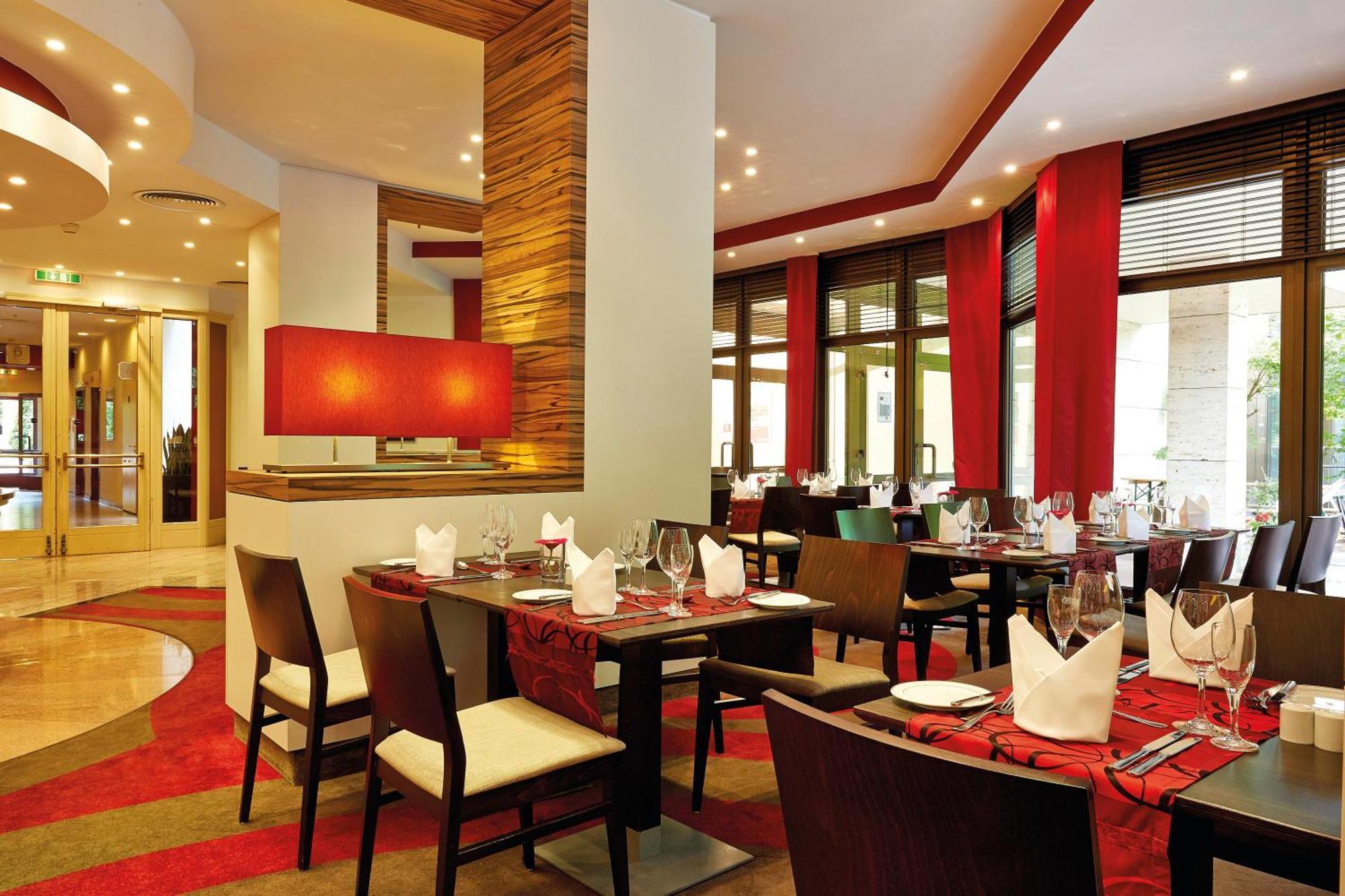 H+ Hotel Bad Soden Bad Soden am Taunus Dış mekan fotoğraf
