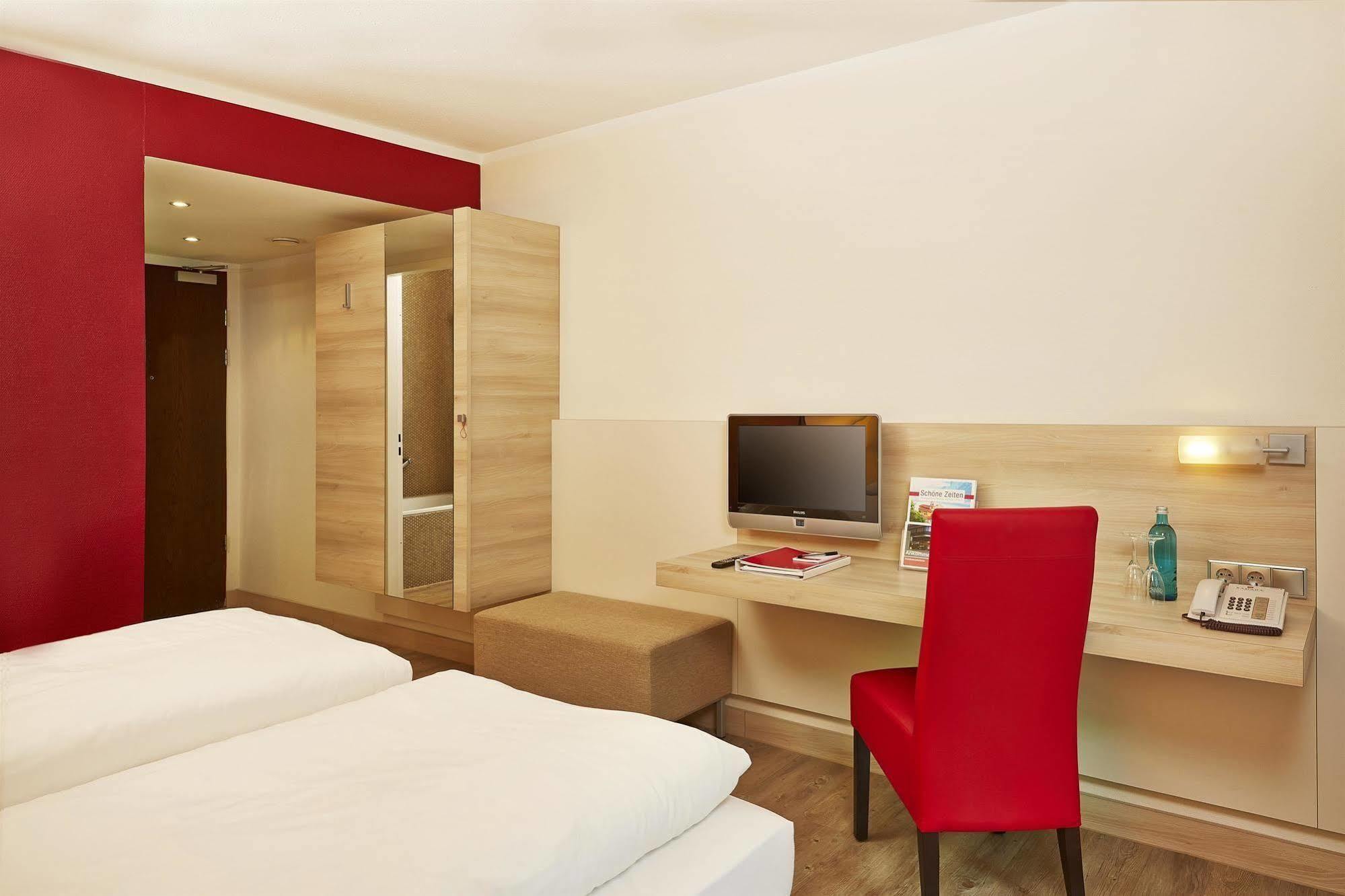 H+ Hotel Bad Soden Bad Soden am Taunus Dış mekan fotoğraf